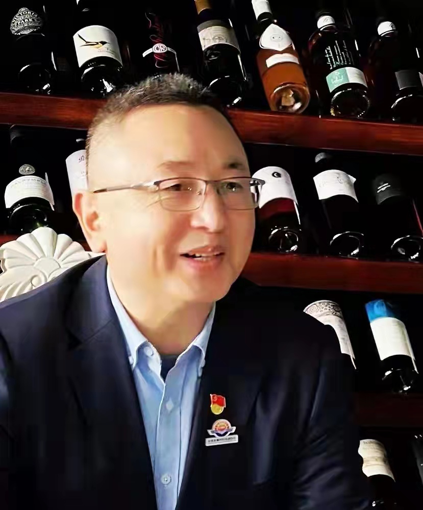 葡萄酒文化与品鉴-会长致辞.jpg 葡萄酒文化与品鉴-会长致辞.jpg