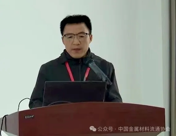 江峰.jpg 江峰.jpg